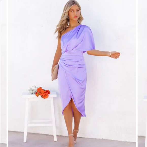 Lavender satin drape dress, side zip. Never worn - Picture 3 of 5